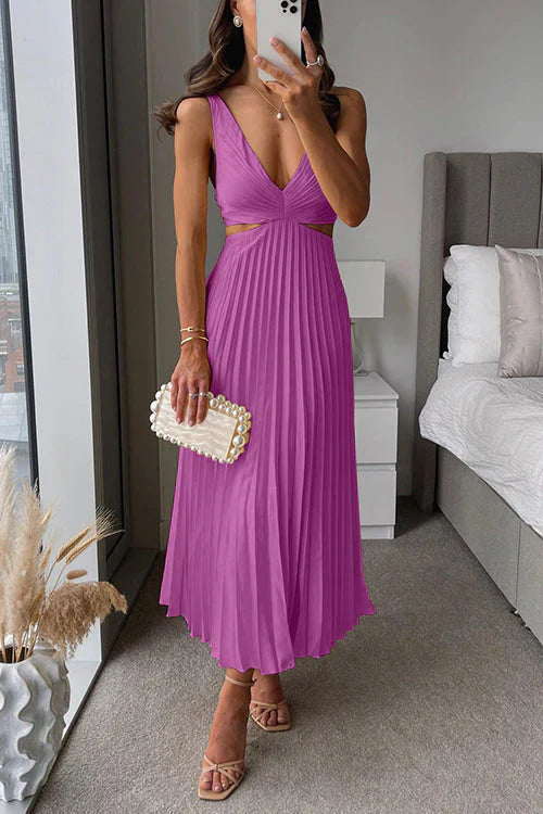 Grace | Flowy Pleated Maxi Dress